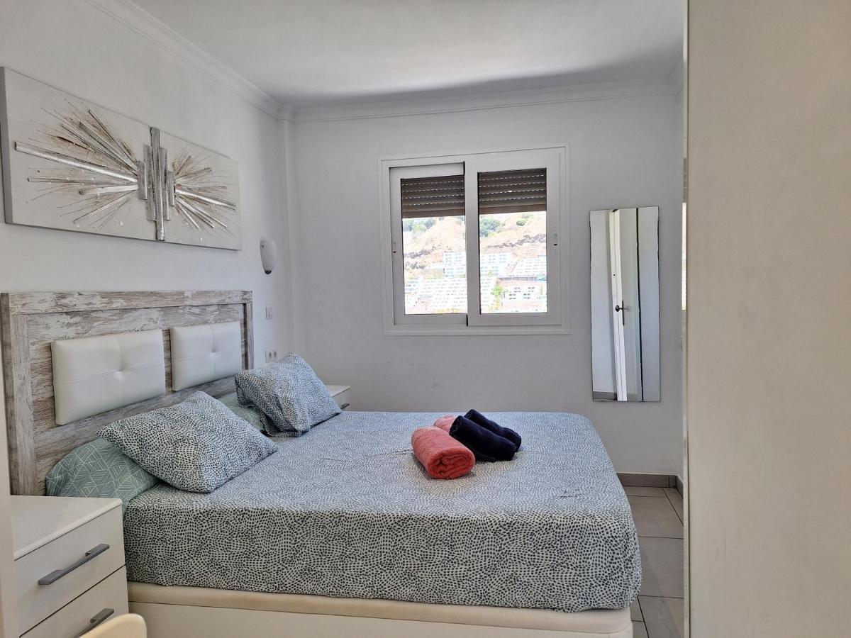 Solaris - Refurbished, Top Floor, Sea Views Puerto Rico  Luaran gambar